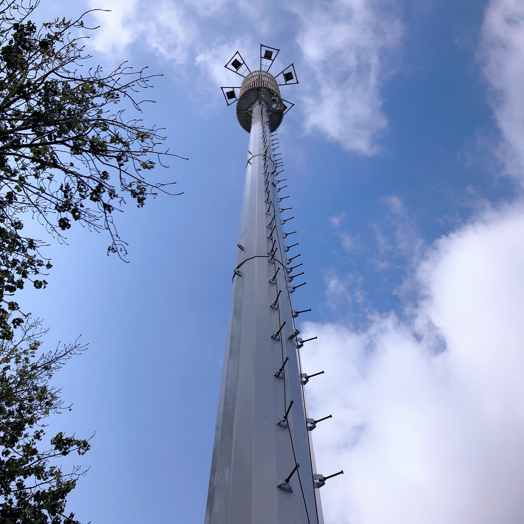 Подгонянный сигнал Unicom башни связи микроволны стальной структуры 15m мобильный