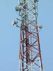 Покрашенные башни решетки радиосвязи 15m стальные