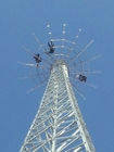 Рангоут стального треугольника решетки башни оттяжки антенны антенны 30m триангулярный